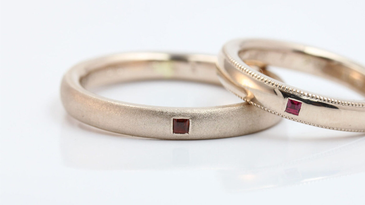 つや消し加工の指輪